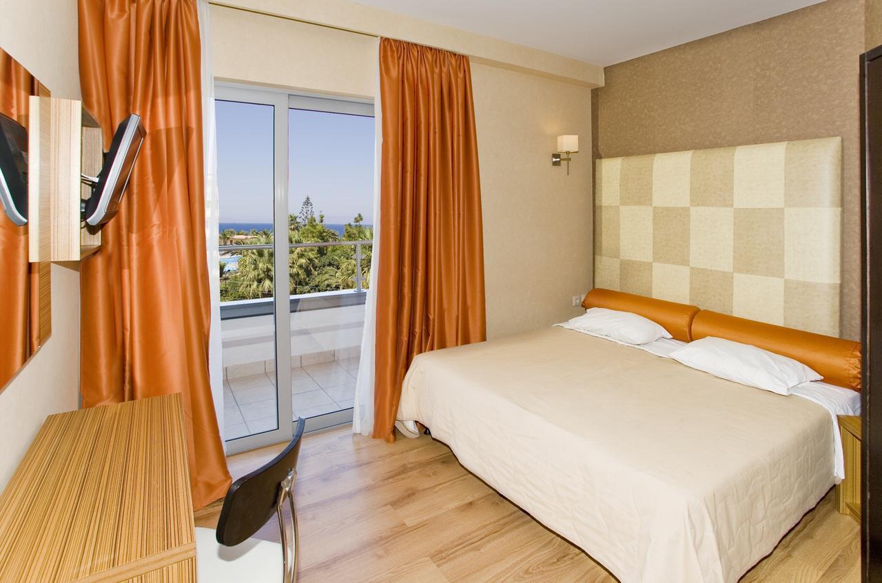 Rhodes City The Residence Suites - Adults Only الغرفة الصورة